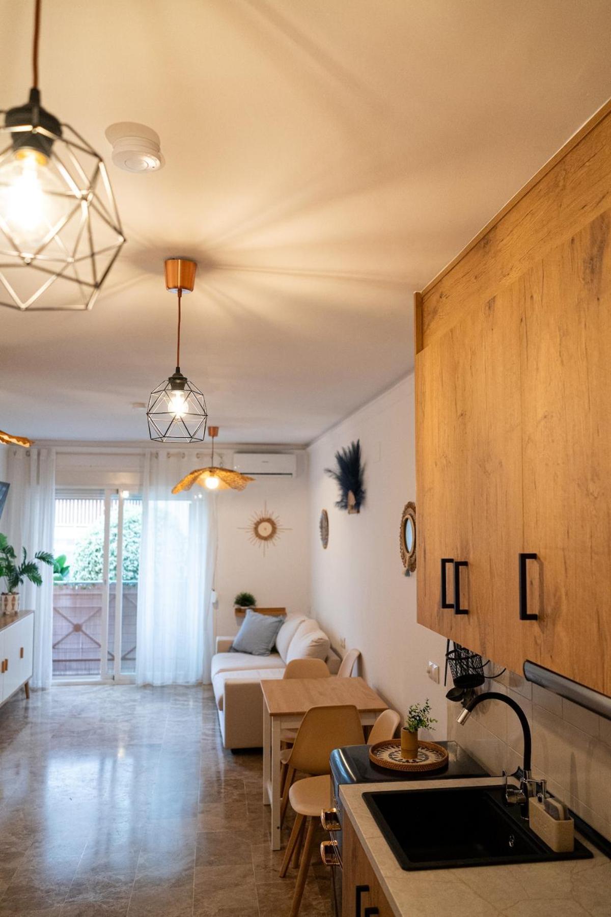 Loft On The And A Few Steps From Downtown Torremolinos