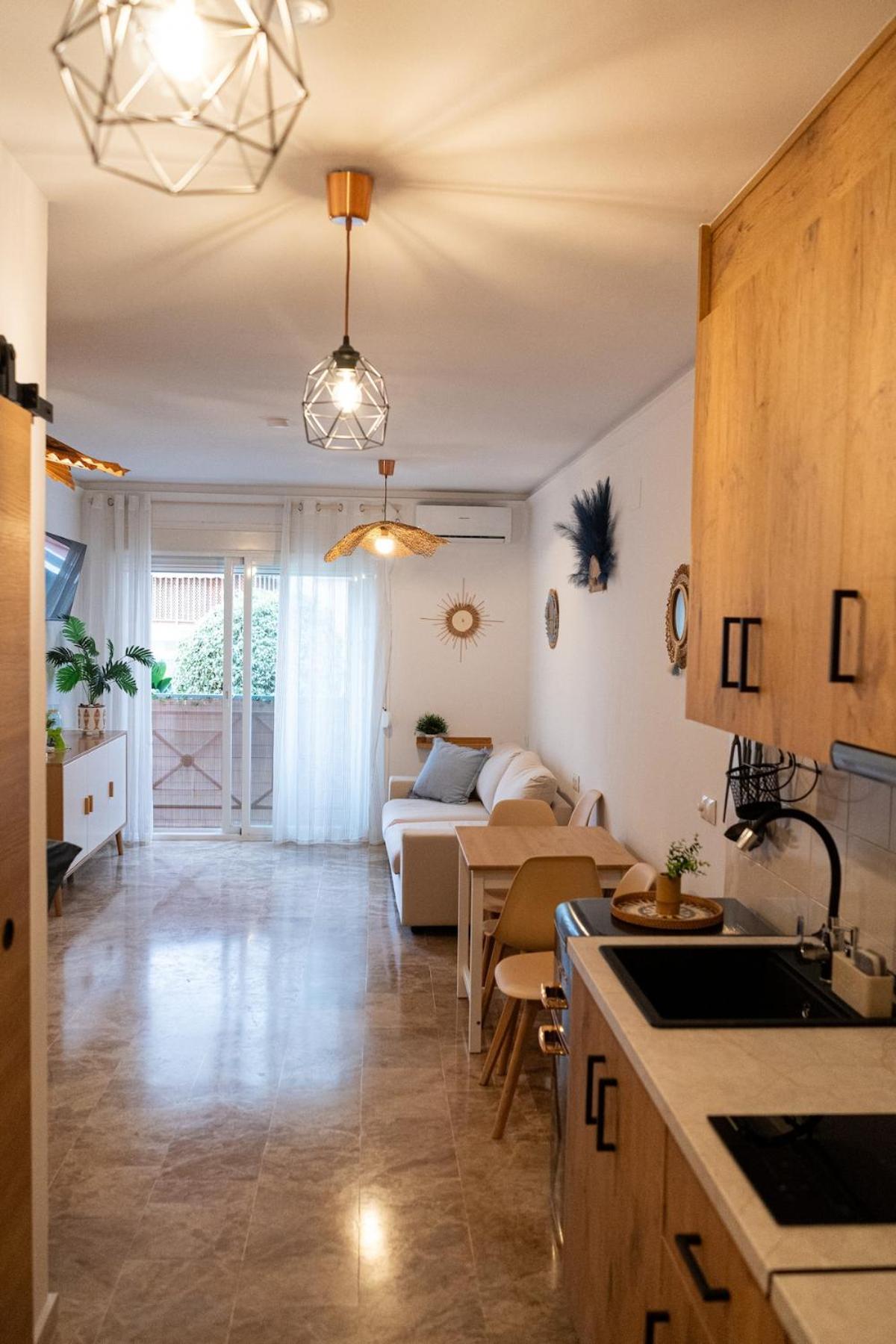 Loft On The And A Few Steps From Downtown